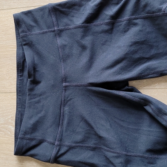 Athleta Mind Over Mat Capri Crop Legging - Picture 13 of 15